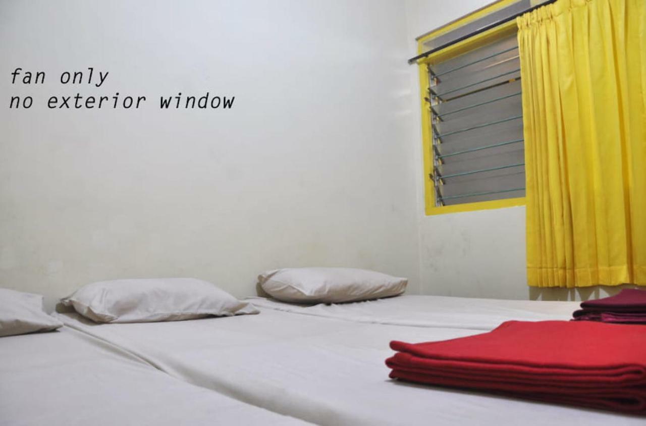 The Sleepingroom Hostel Yogyakarta Eksteriør bilde